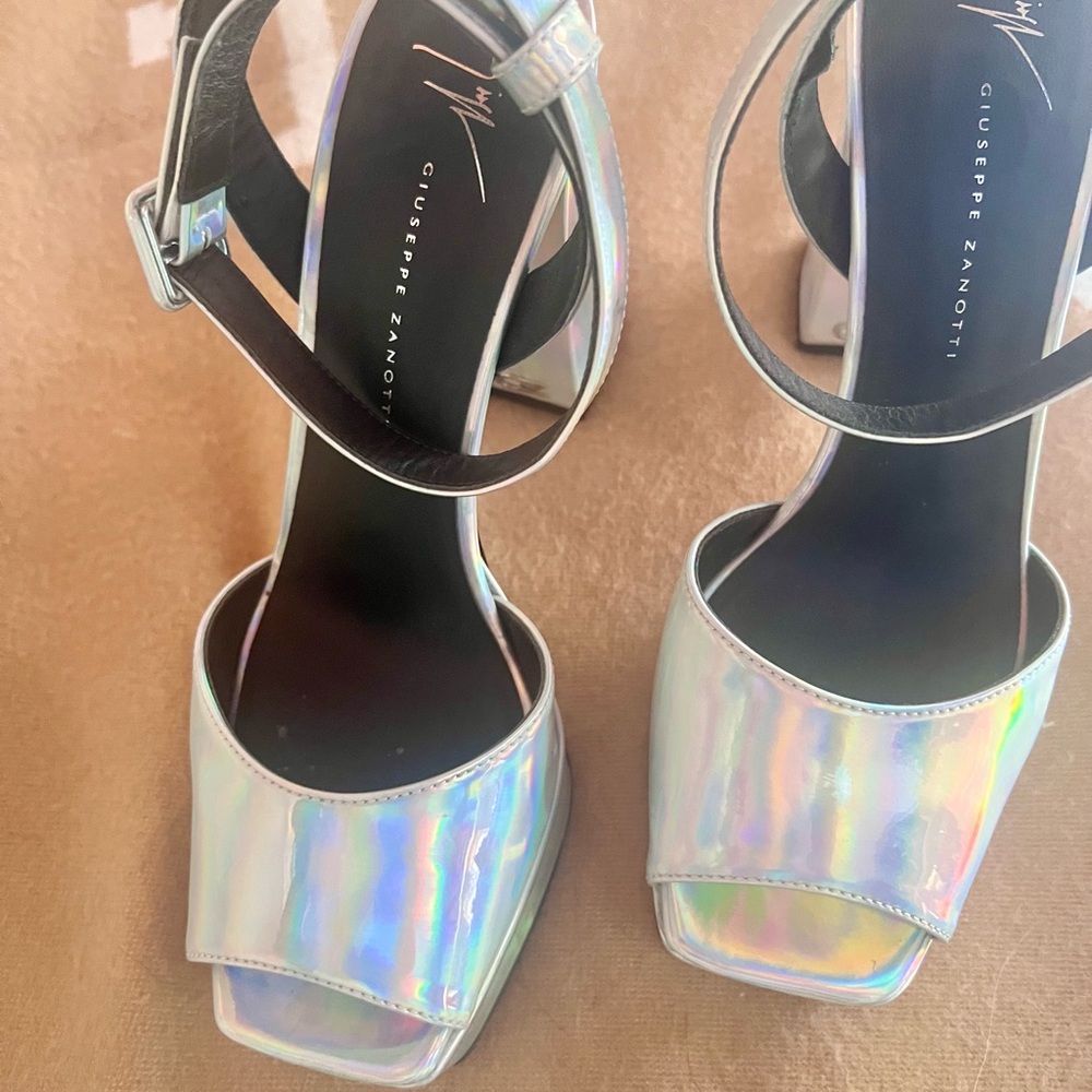 Giuseppe Zanotti Women's Iridescent Sandals